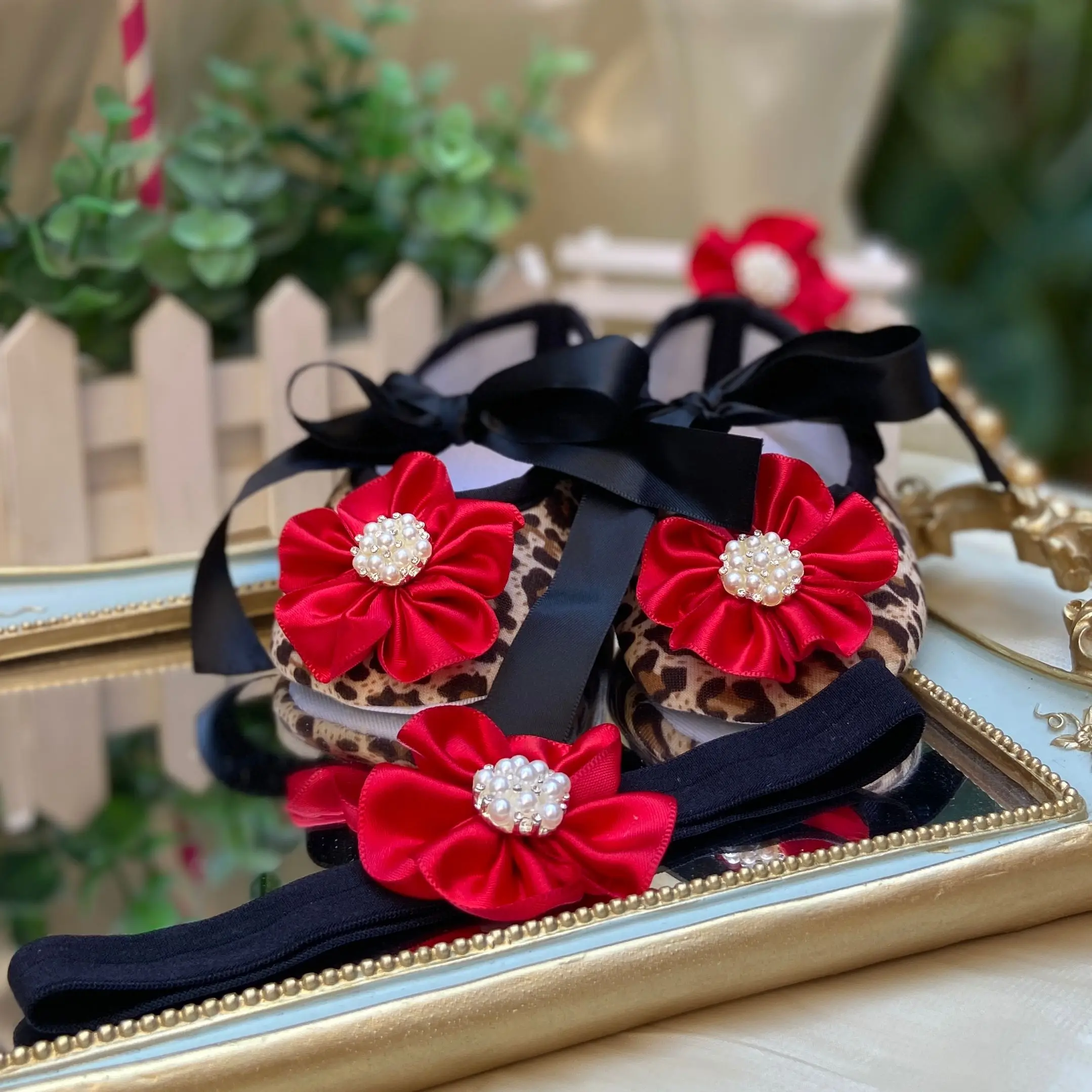 Рисунок 3 - Мокасины Dollbling Leapord на шнуровке