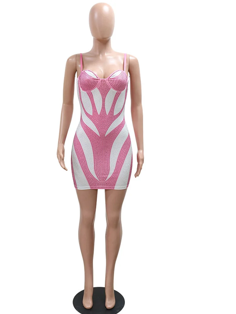 Bonnie Forest Glam женское мини-платье с открытыми плечами и геометрическими стразами