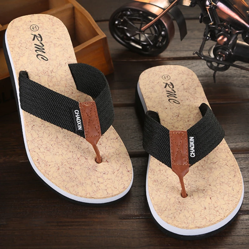 

Men Flip Flops Summer Fashion Large Size Casual Sandals Outdoor Lightweight Non-slip Large Size Beach Shoes Zapatos De Hombre