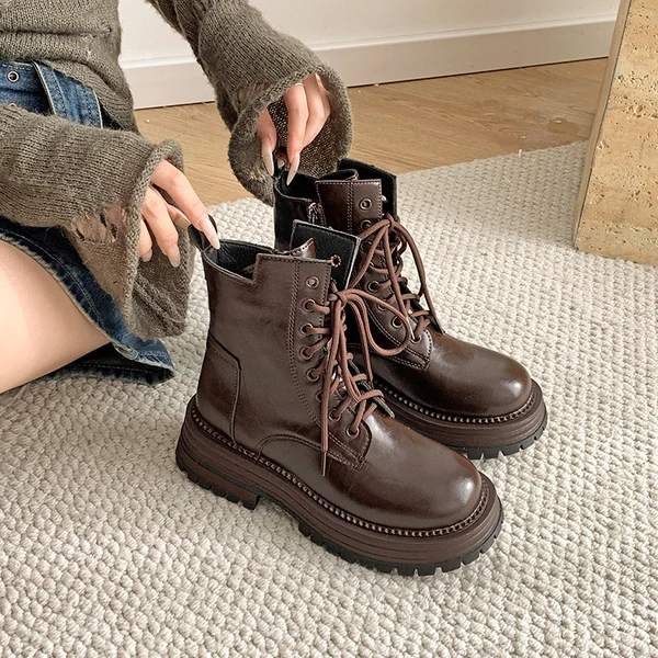 Женские резиновые сапоги на плоском каблуке с круглым носком зимняя обувь