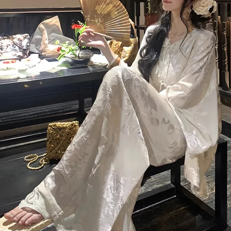 Для Galaxy Dream костюм-тройка женский свободный крой с длинным рукавом и круглым