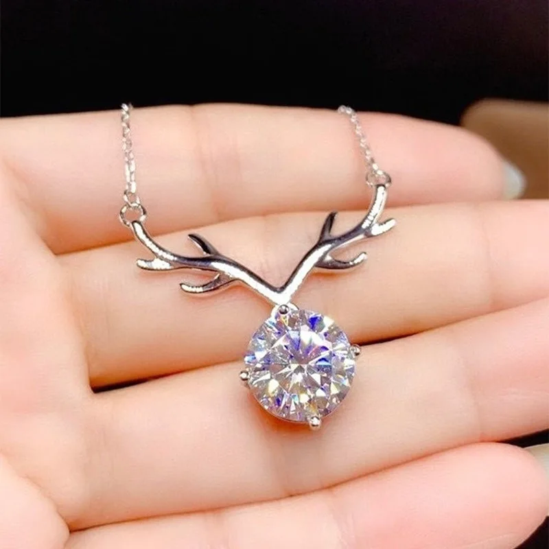 

New Cute Silver Plated Antlers Pendant Necklaces For Women Hearts And Arrows CZ Stone Inlay Chains Fashion Jewelry Party Gift