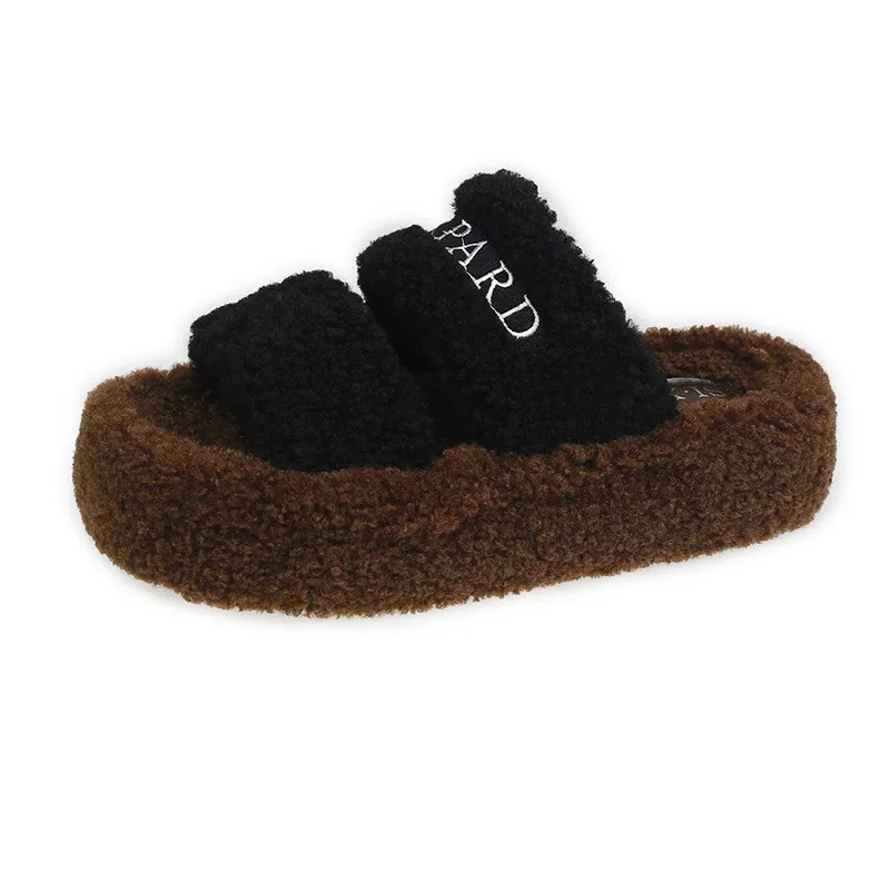 Шлепанцы женские из овечьей шерсти с вышивкой и надписью на толстой подошве