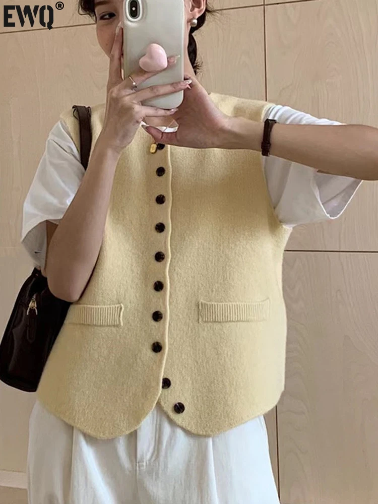 

[EWQ] Sweet Women Multicolour Sweater Vest Single Breasted Sleeveless Loose Knit Thin Tank Top 2023 Autumn Winter New 16U4212