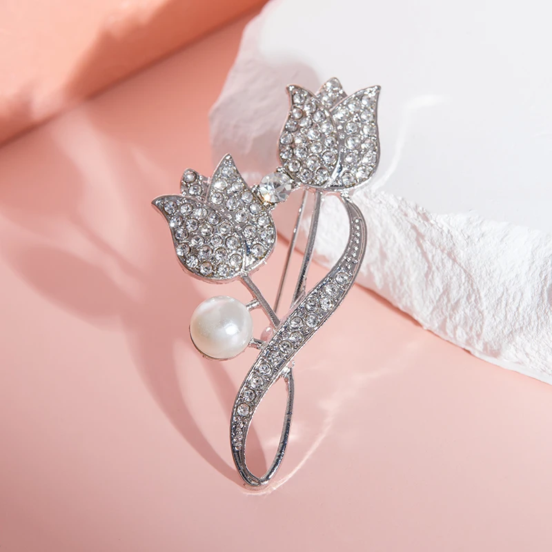 Корейский новый двойной цветок тюльпана с блестящей брошью из кубического