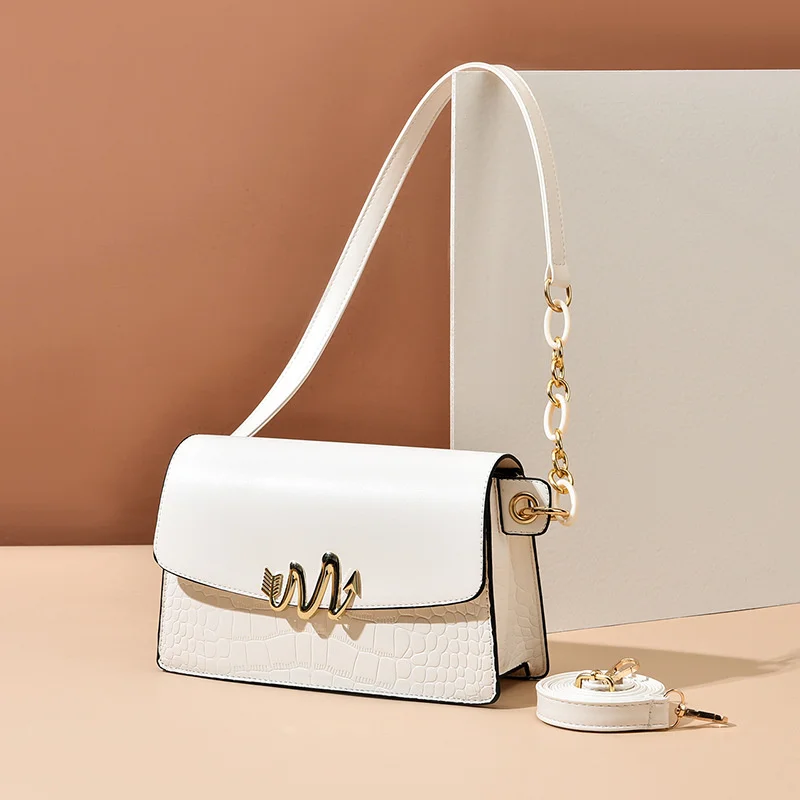 

Женская сумка на цепочке, модная сумка-мессенджер, сумки на плечо с кисточкой, женская сумка, рюкзак, сумка на плечо с пряжкой и цепочкой