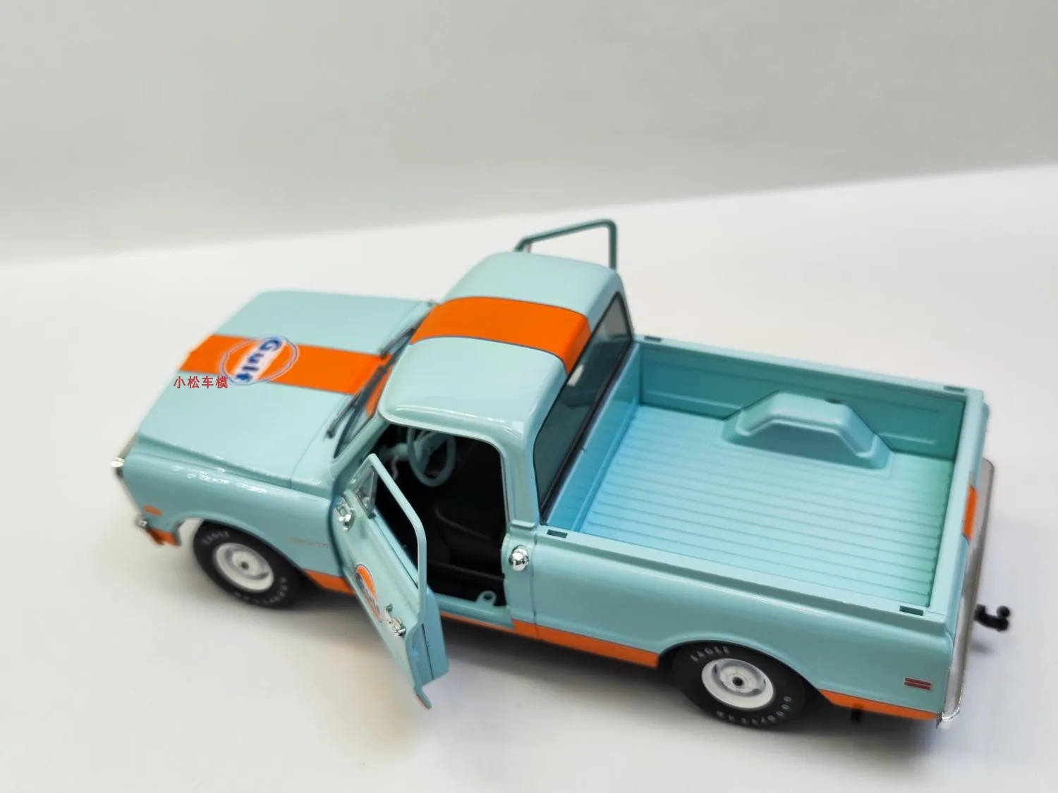 1:24 1968 Chevrolet C-10 высококлассная модель автомобиля из сплава коллекционная игрушка