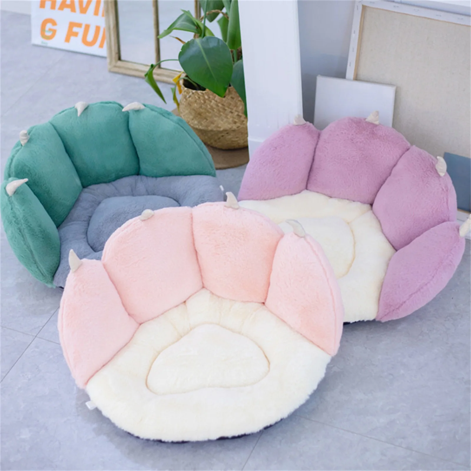 

Simulated Cat Paw-Shaped Seating Cushion, Patchwork Back Support Soft Reading/Lounging Comfy Decor Pads for Carpet, Home