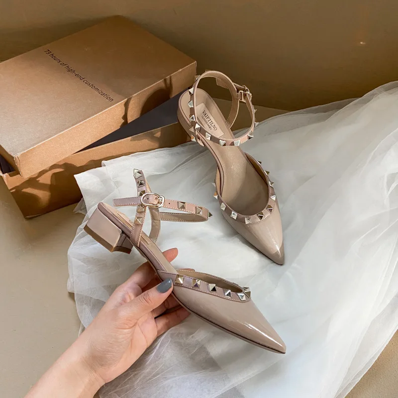 Summer Gladiator Women's Sandals 2023 With Low Heels Luxury Brand Ankle Strap Rivets Shoes Casual Noiseless Designer Square Heel