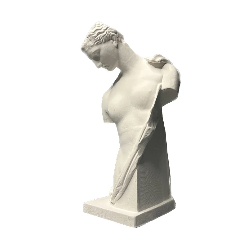 Музей воспроизводит древние греческие скульптуры гипсовые статуи