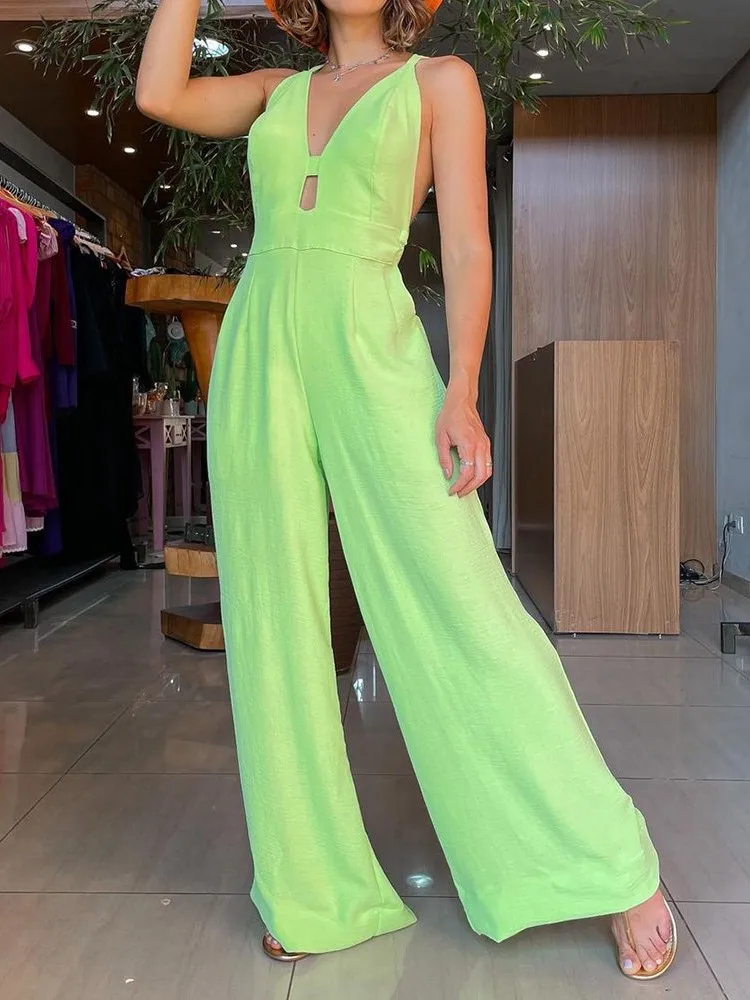 

Женский комбинезон с V-образным вырезом, открытой спиной и широкими штанинами