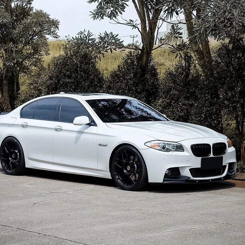 Фото Передние бамперы для BMW 5 Series F10 F11 M Sport 535i 528i M550d xDrive M Sport 2010-2016, спойлер, сплиттер, диффузор, настройка №3