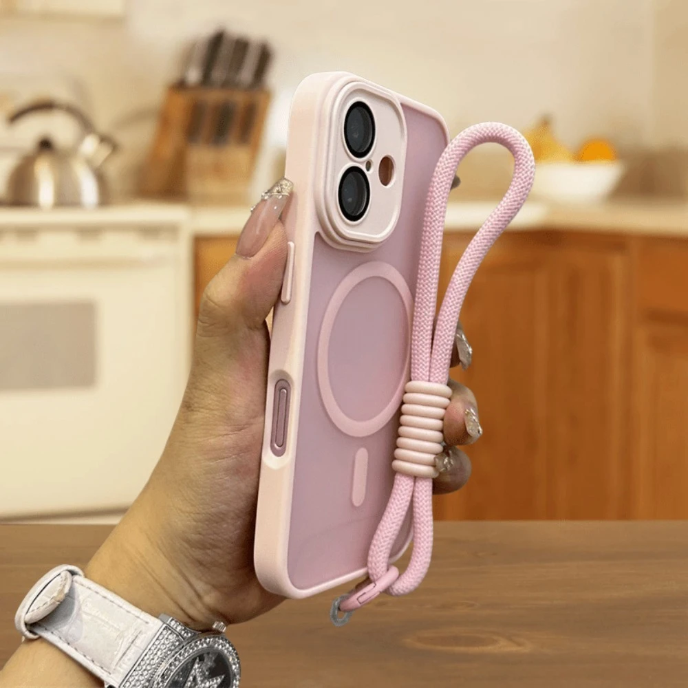 Фото Чехол для iPhone 17 Pro Max с матовым ремешком, магнитный мягкий край и пленкой для объектива, совместимый с iPhone 16, 15, 14, 13, 12, 11 №2