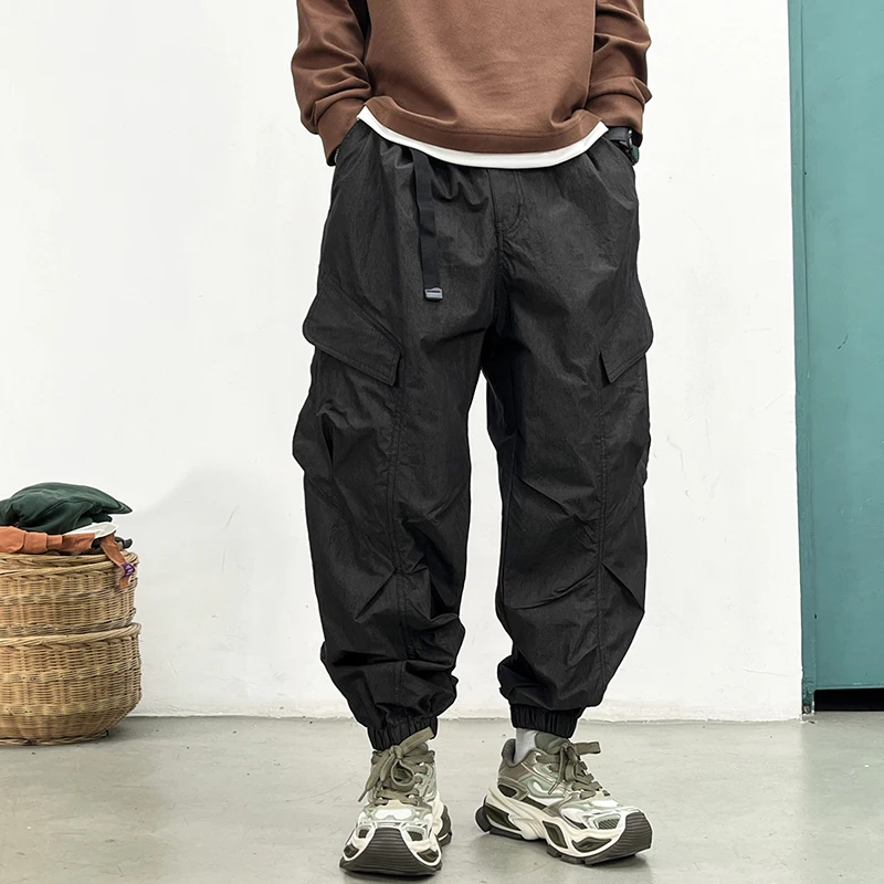Фото Корейские брюки-карго Techwear, мужские весенне-летние быстросохнущие легкие уличные брюки, повседневные свободные зауженные брюки для бега, модные хип-хоп №2