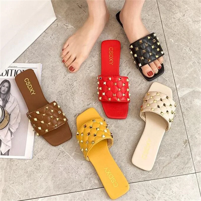

Women's Sandals Beach Shoes Slipper Flip Flop Home Shoes Indoor Shoes Square Head Rivet Womens Shoes