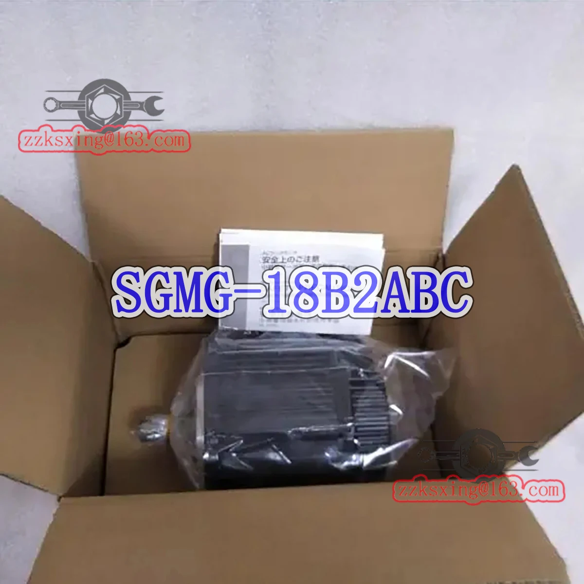 Совершенно новый оригинальный серводвигатель переменного тока SGMG-18B2ABC