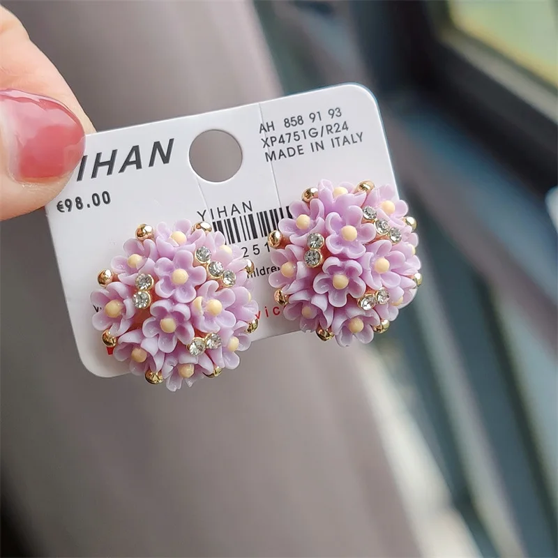 Женские серьги-гвоздики из серебра пробы