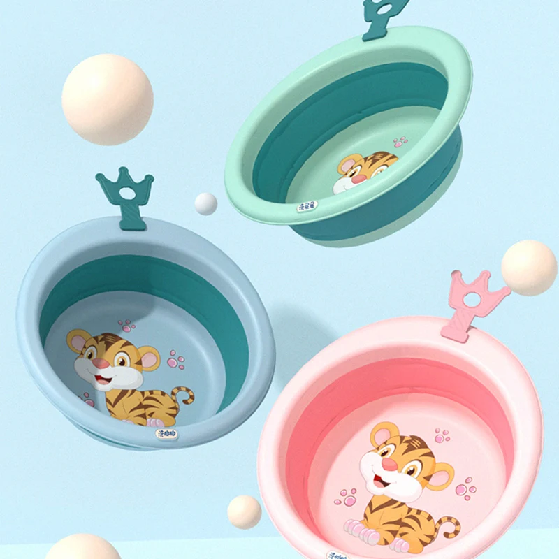 

Foldable Hanging Mini Cartoon Crown Plastic Washbasin Newborn Baby Foot Wash Basin Suitable For 0-6 Months