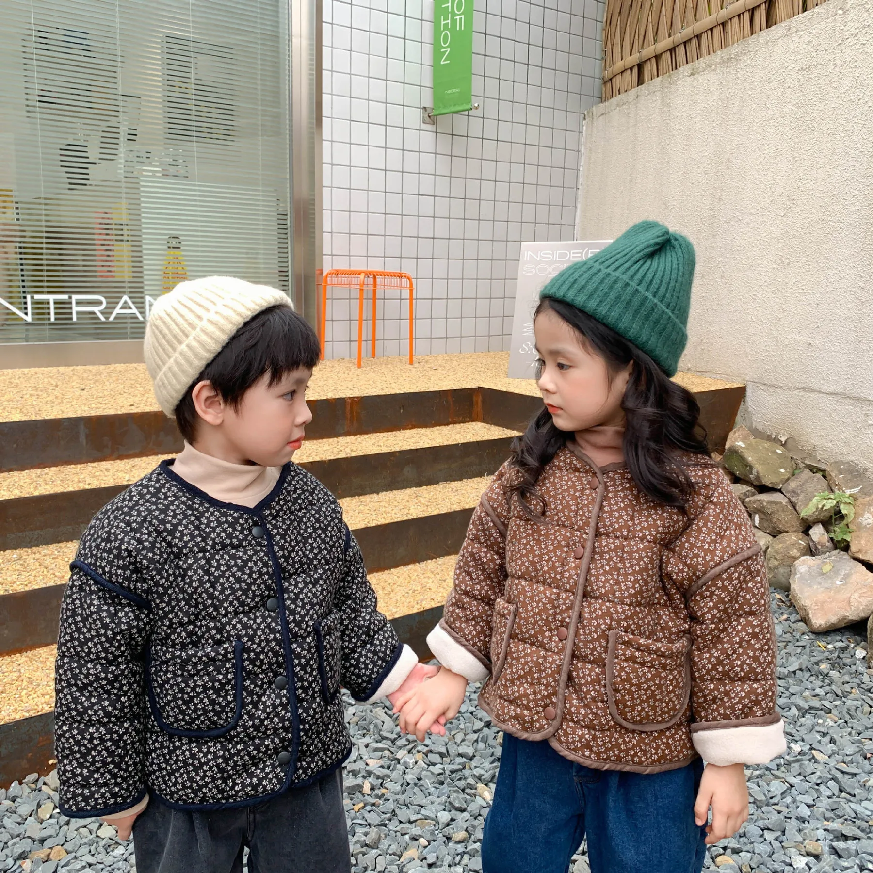 

Куртка на подкладке для мальчиков и девочек, плотная осенняя куртка с цветочным рисунком, Детские Зимние Топы с бархатной подкладкой, верхн...