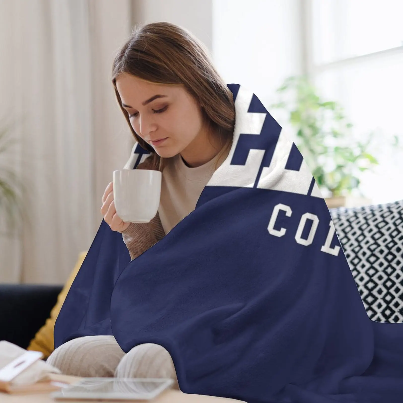 Wellesley - изогнутое одеяло со шрифтом колледжа рождественские украшения для дивана