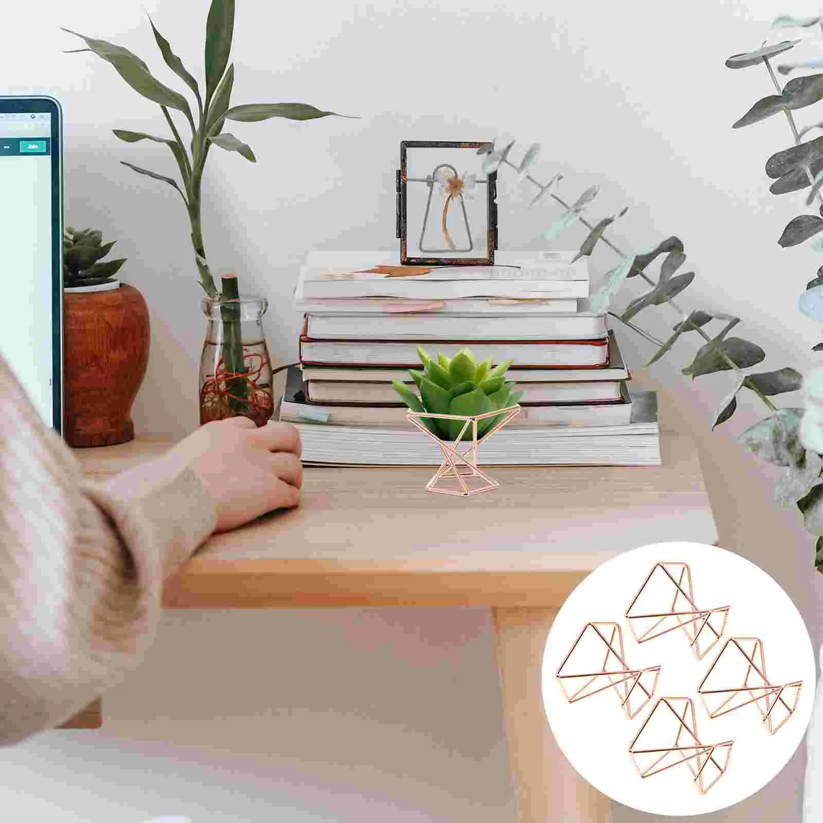 

4 Pcs Beauty Sponge Rack Hanging Indoor Planters Holder Air Display Rack Air Display Stand Small Glass Container