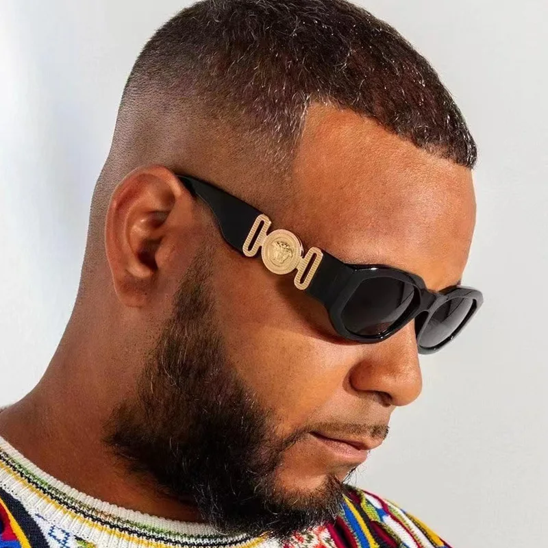 Очки солнцезащитные женские прямоугольные