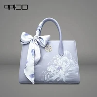 the new chinese style large volume cowhide handbag for middle aged women