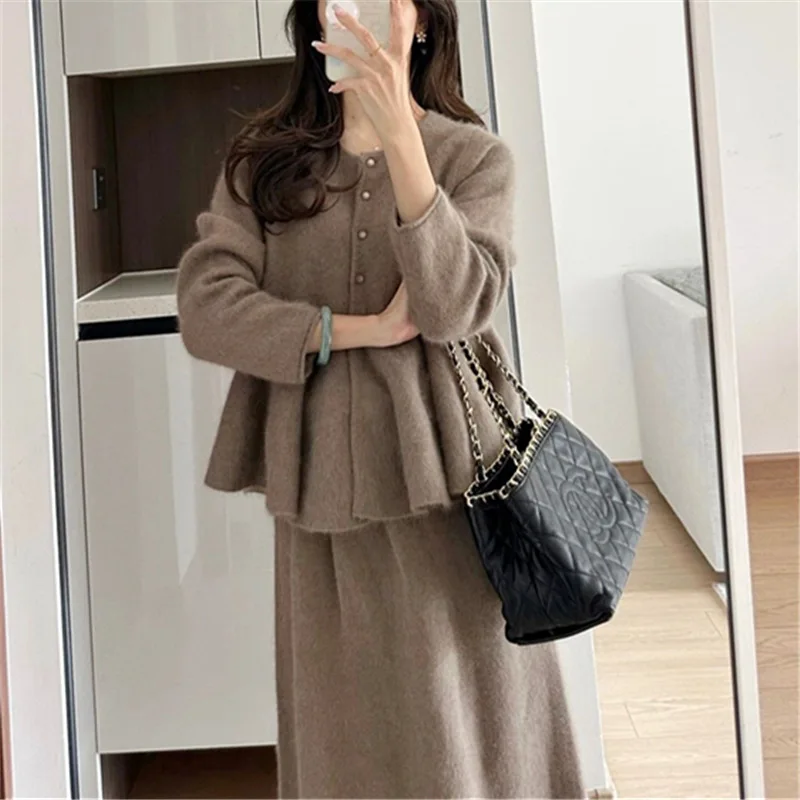 Женский трикотажный костюм-свитер однотонное повседневное длинное