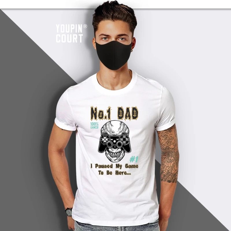 

Мужская черная футболка с надписью «номер 1»