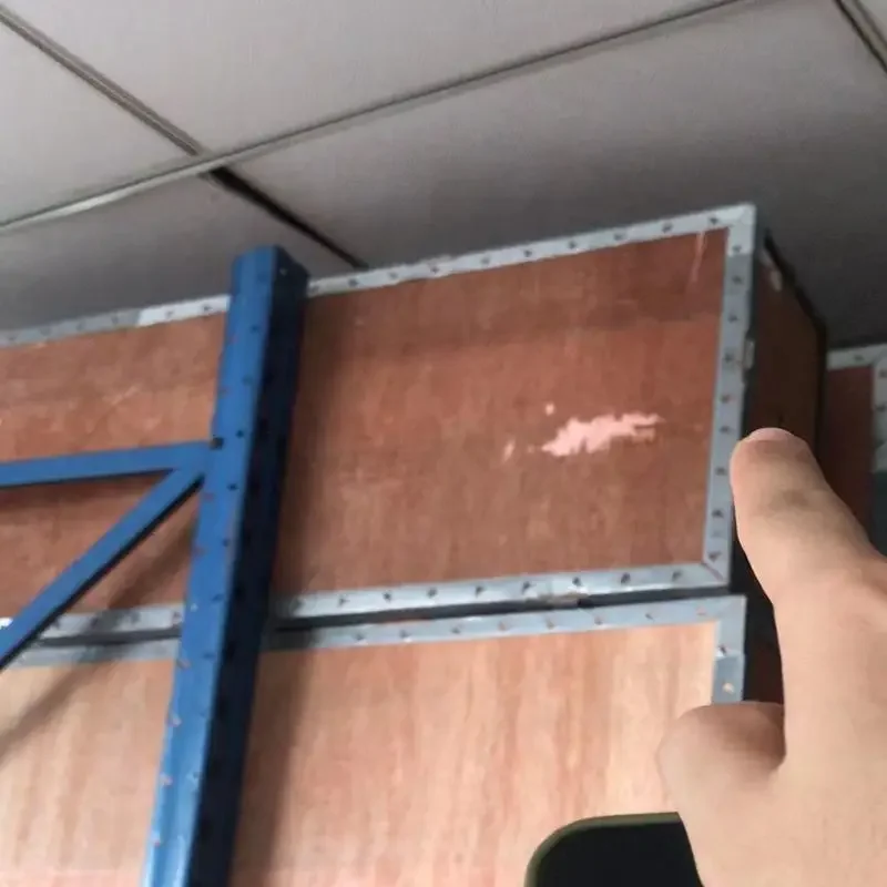 Детали экскаватора ZX135US-3 Номер детали радиатора резервуара для воды двигателя