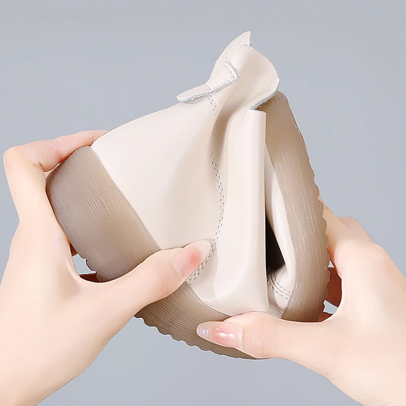 Microfiber Leather Soft Soled Women's Short Women's Boots Versatile 2023 Spring New Mid Top British Style Casual Board Shoes