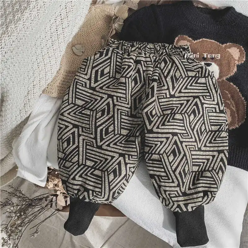 

Autumn And Winter New Retro Geometric Wind Personalized Velvet Warm Pants Boys And Girls Baby Bundle Foot Turnip Pants