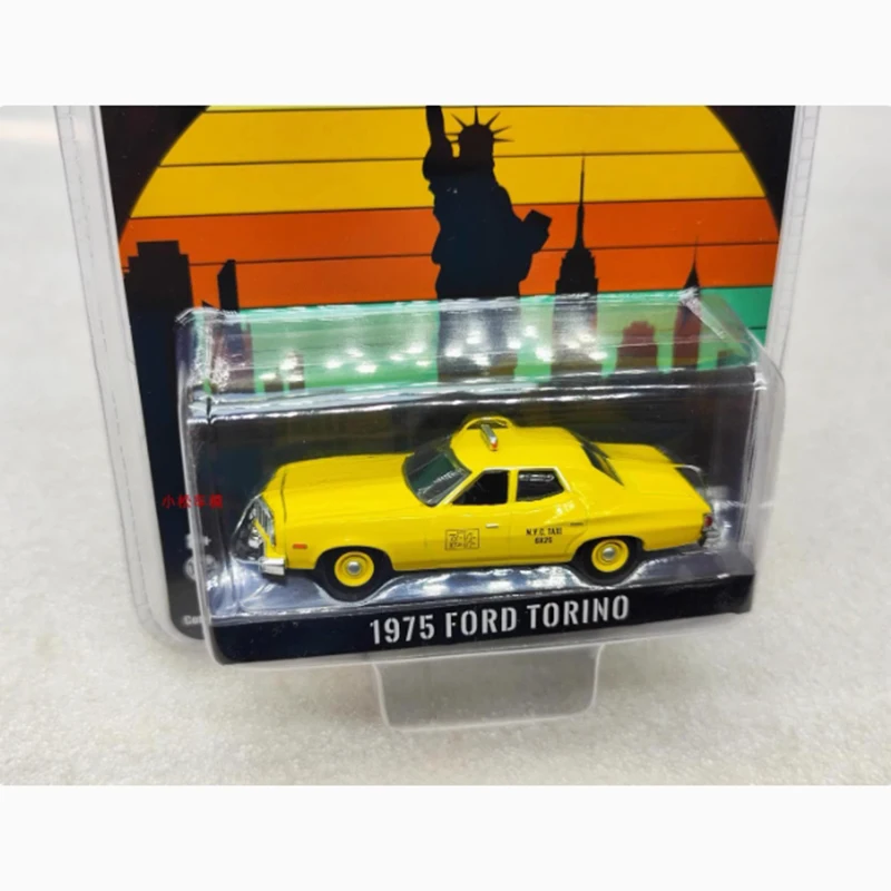 Greenlight 1:64 1975 Ford Torino Taxi имитация модели автомобиля из сплава коллекция украшение