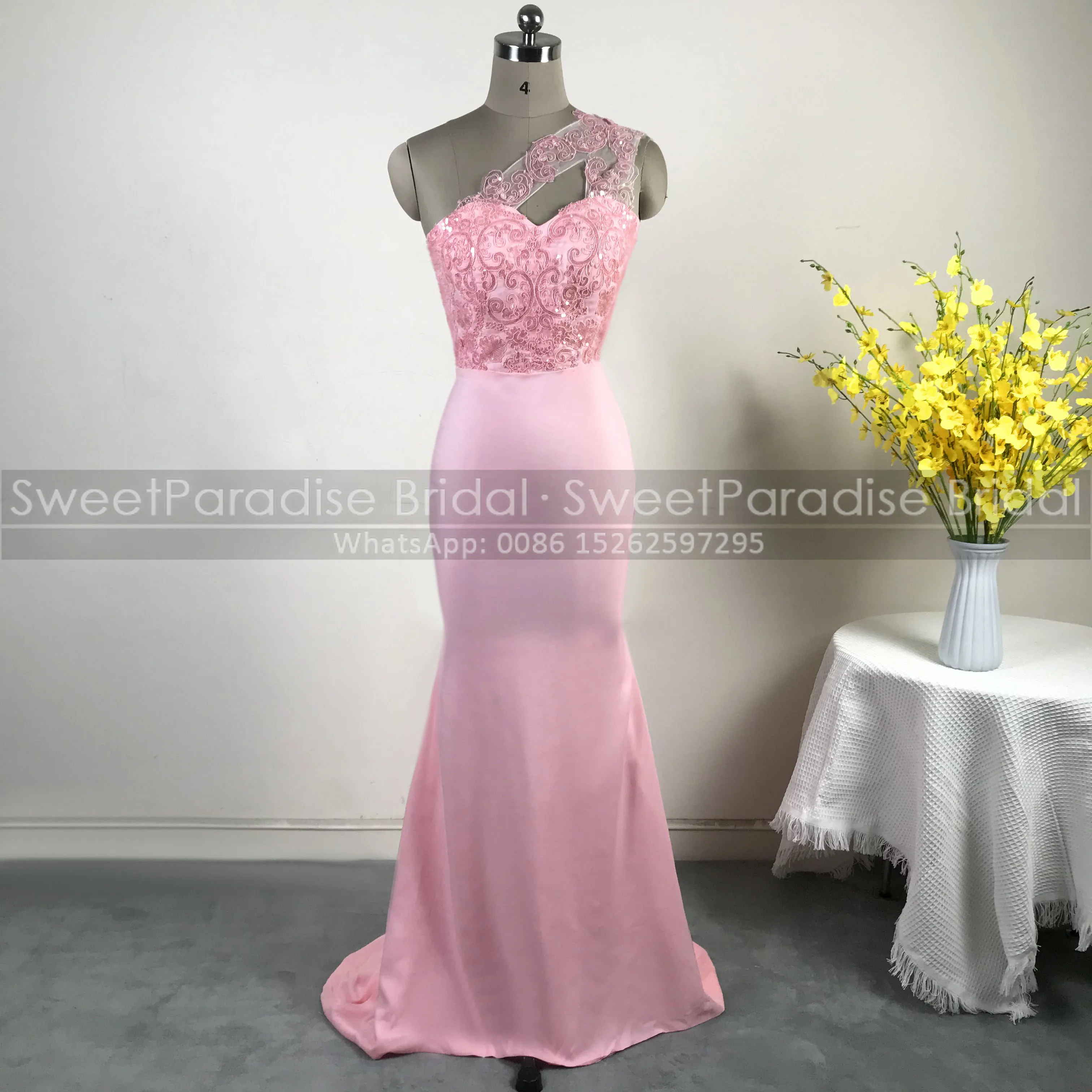 Платье подружки невесты с блестками длинное розовое прозрачное вечернее платье