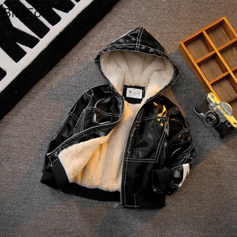 

Детская одежда; Флисовая куртка; Детская куртка; Сезон осень-зима; Новинка; Вельветовая плотная Корейская кожаная куртка для мальчиков; Иностранный стиль