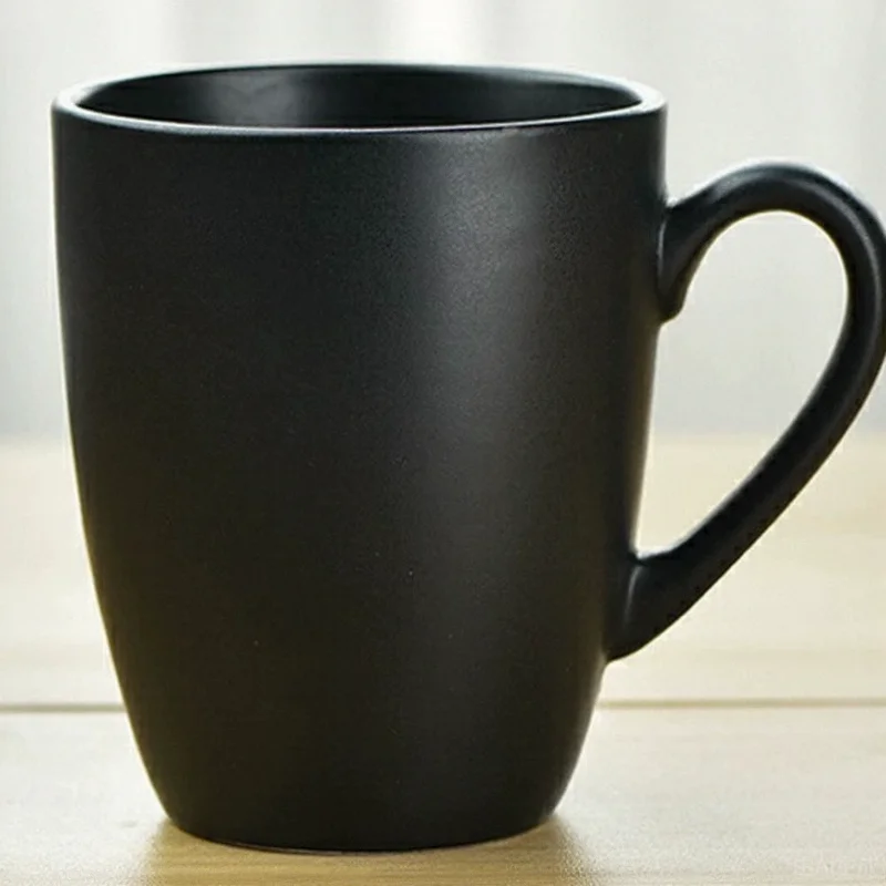 

Керамическая чашка Macaron