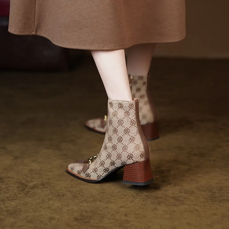 Ботильоны женские на среднем каблуке