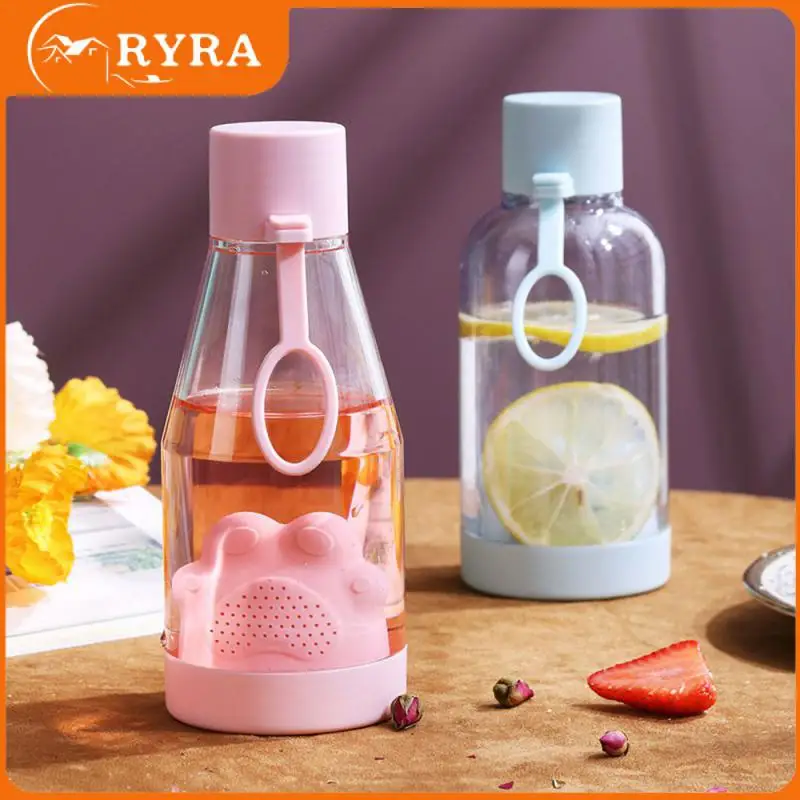 

Креативная чашка для воды для девочек, большая емкость в форме сердца, Ins стиль, бутылка для воды, портативная космическая чашка, бутылки для воды, мультяшный милый 1 шт.