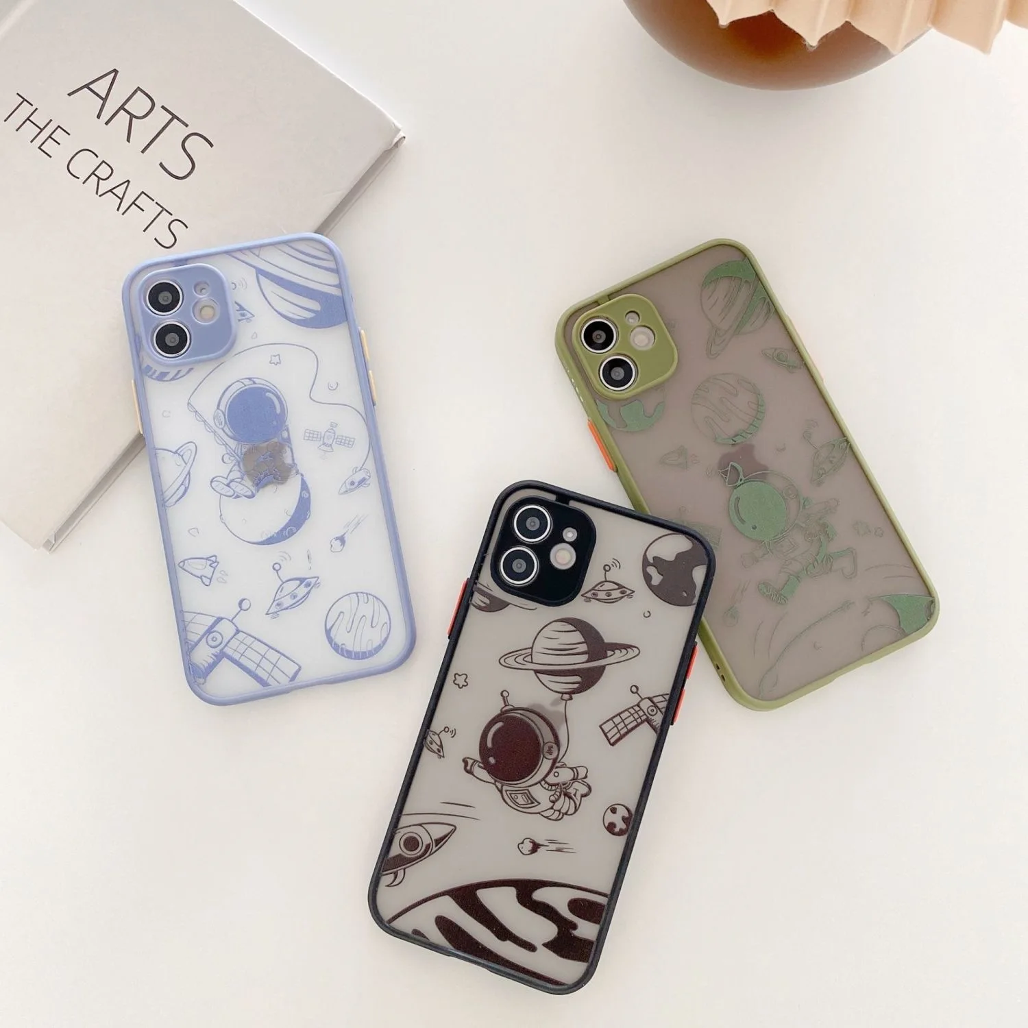 

Astronaut Creative Lens Phone Cases For iPhone 13 12 11 Pro Max Mini XR XS MAX 8 X 7 SE Matte Couple Anti-drop Soft TPU Cover