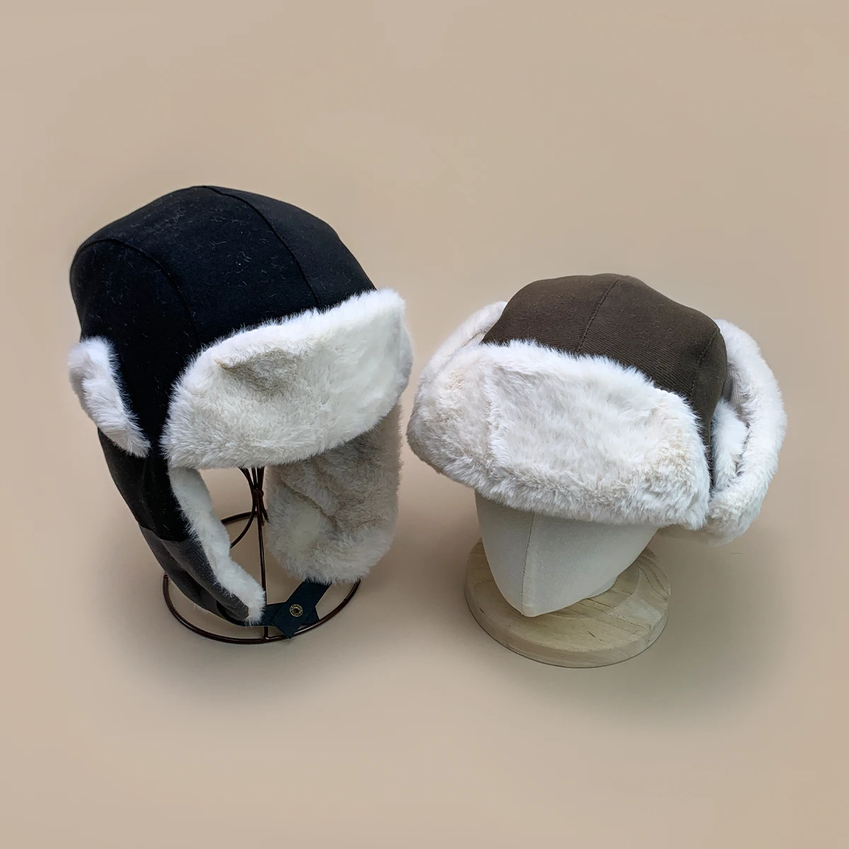 Шапки-бомберы с цветными блоками и вышитыми буквами осенне-зимние новые унисекс