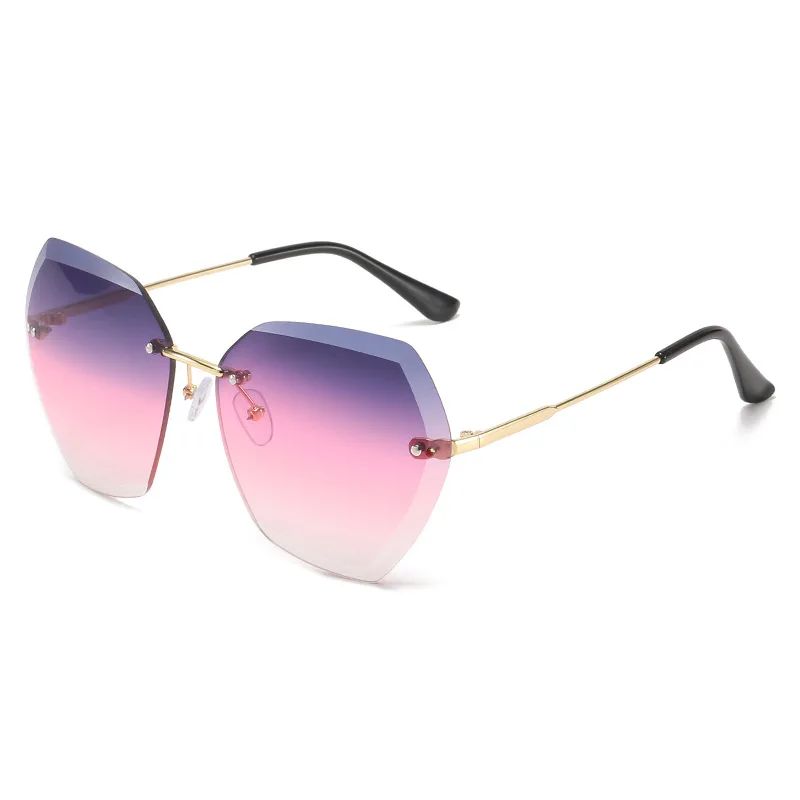 

New Large Rim Sunglasses Glasses Sunglasses Light and Non-Pressure Nose
