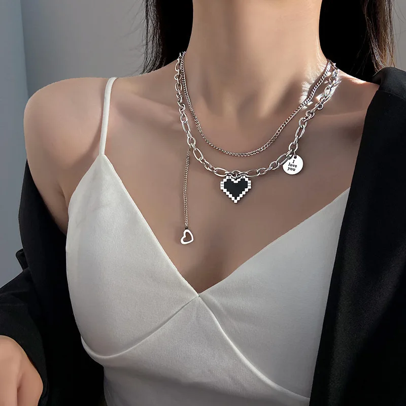 

Mosaic black love necklace titanium steel non fading female clavicle ins niche Design Pendant sweater chain