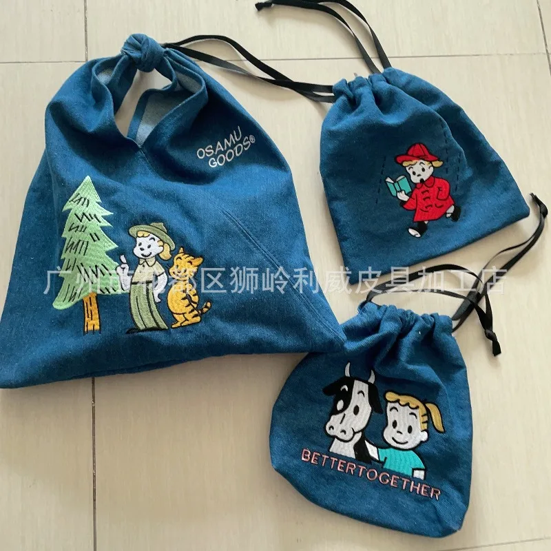 Фото Горячая новинка: Модная джинсовая сумка OSAMU GOODS с вышивкой, милым мультяшным рисунком, для отдыха, женская, подарок на день рождения №1