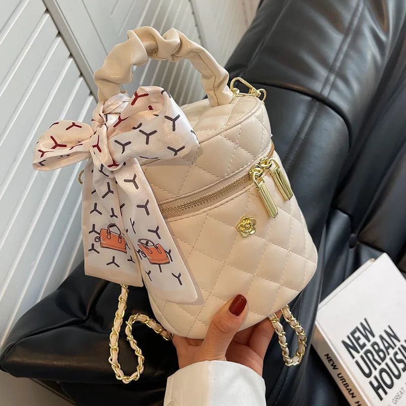 

Summer 2022 New Popular All-match Portable Bucket Bag Fashion Rhombus Chain Messenger Bag Brand Designer Small Bag Women's Bag