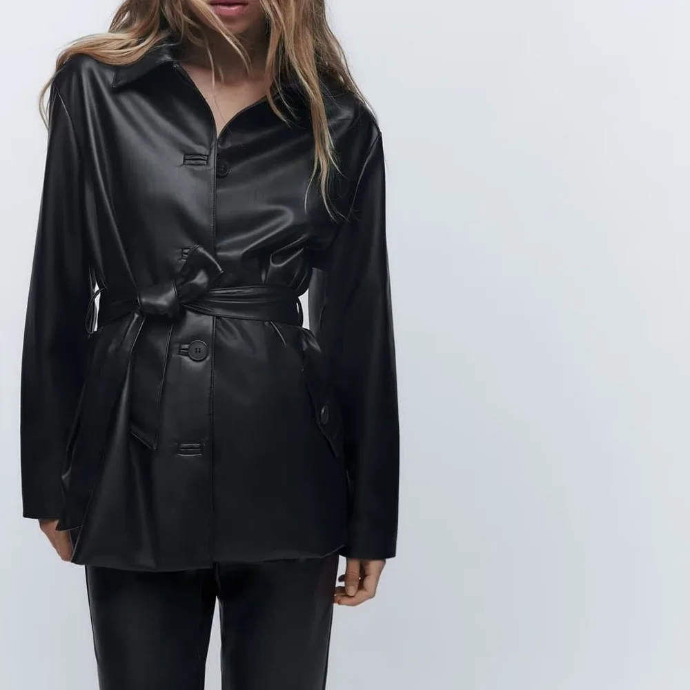 Autumn new fashion women's handsome versatile black lapel long sleeve with belt imitation leather shirt jacket