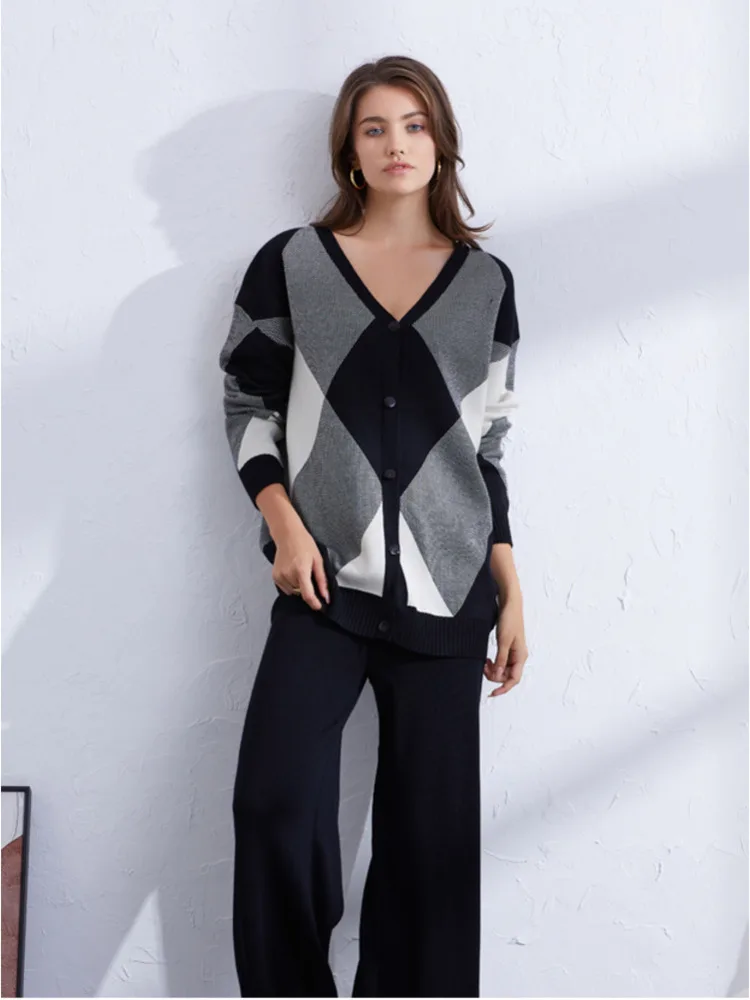 Женский трикотажный костюм с ромбовидной решеткой свитер длинным рукавом и