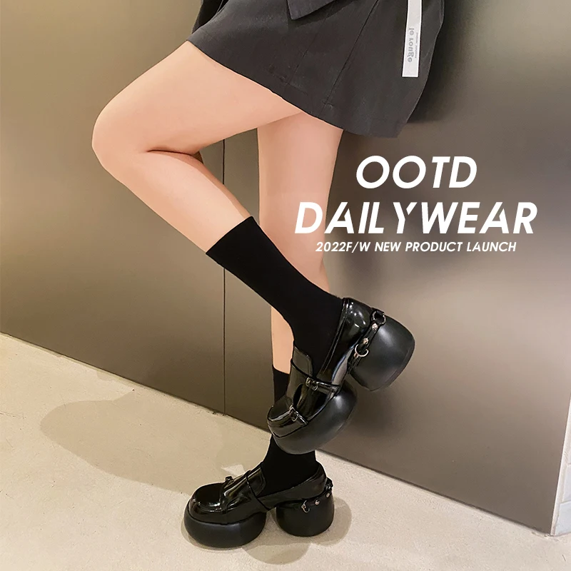 

YPP 2022 лакированные кожаные туфли с круглым каблуком в японском ретро-стиле, лоферы для вечеринки, женские дизайнерские туфли на платформе