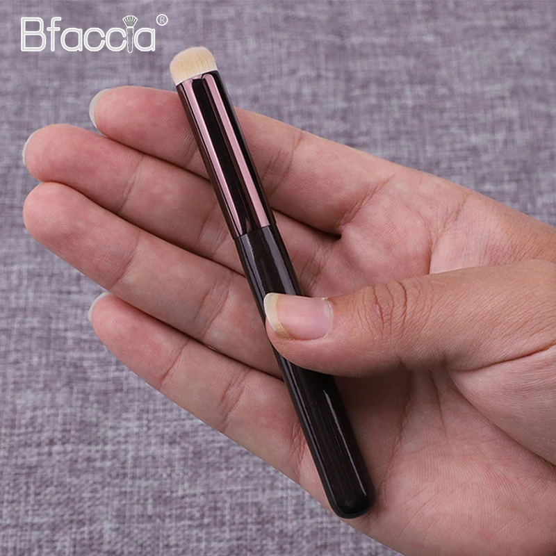 

Super Soft Lipstick Matte Smudge Brushes Kumo Mini Makeup Brushes Round Precision Concealer Brush Fingertip Makeup Brush Tools