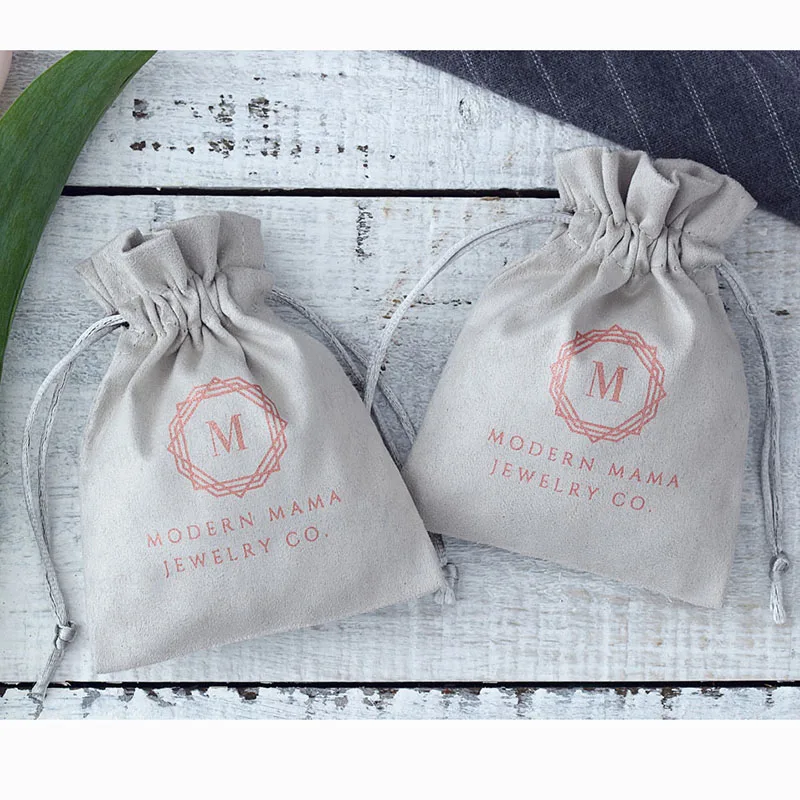 100 Personalized Flannel Jewelry Bags Grey Velvet drawstring Pouches Gift Packaging for Wedding Christmas Can Custom Logo
