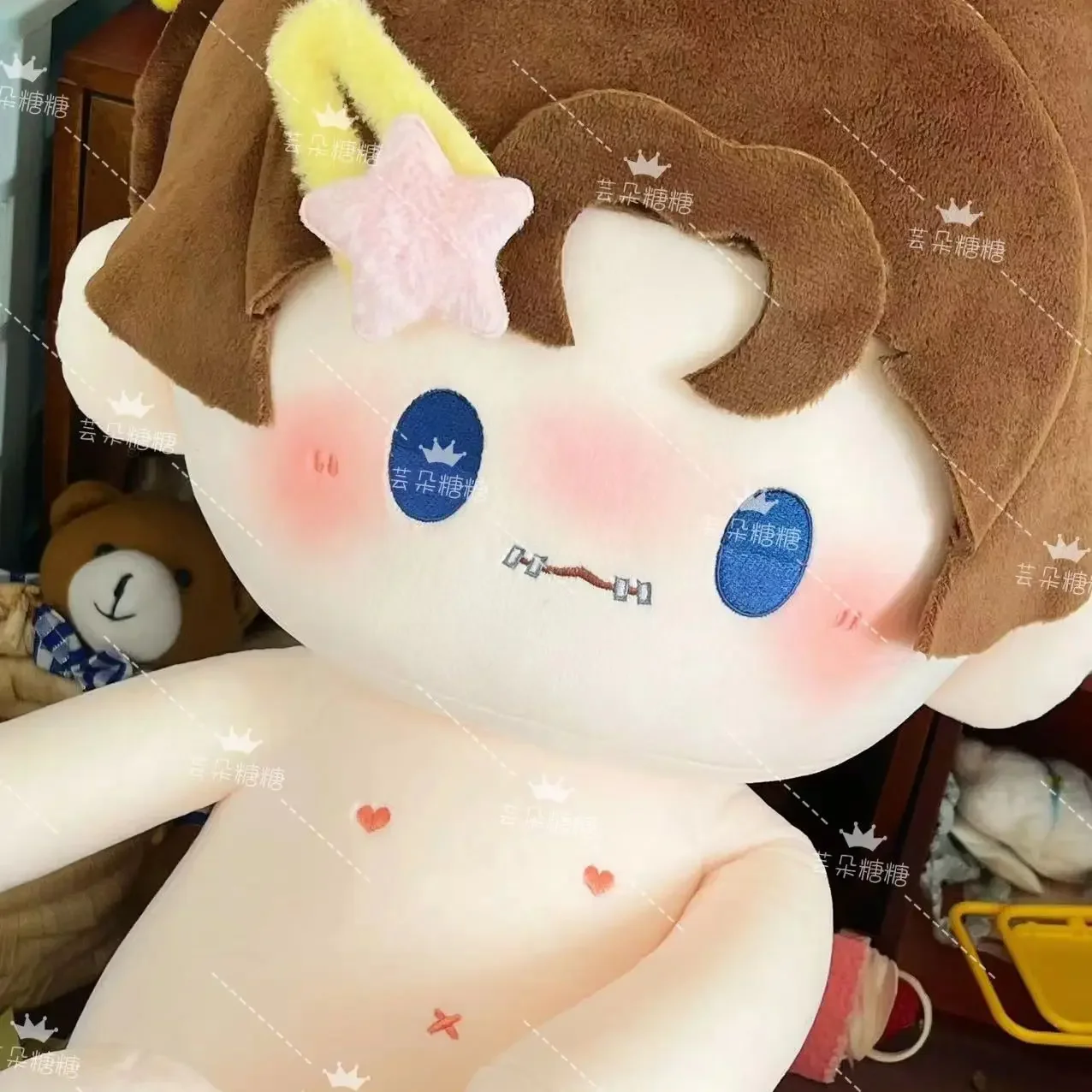 Игрушка плюшевая набивная в виде наемника 40 см